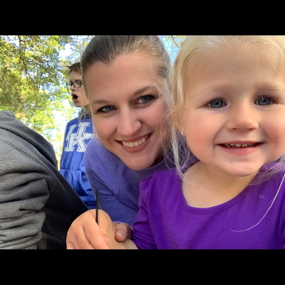 Meet your Posher, Brooke